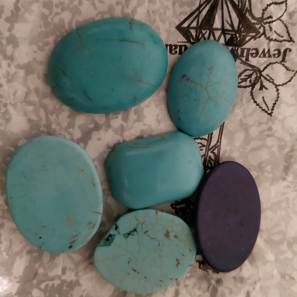 Turquoise and Blue Gemstone Set - Picture 2 of 2